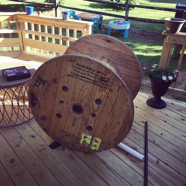 Found this in the side of the road, not sure what to do with it yet though. I'm sure I'll think of something. #hinsonco #tinkertinker